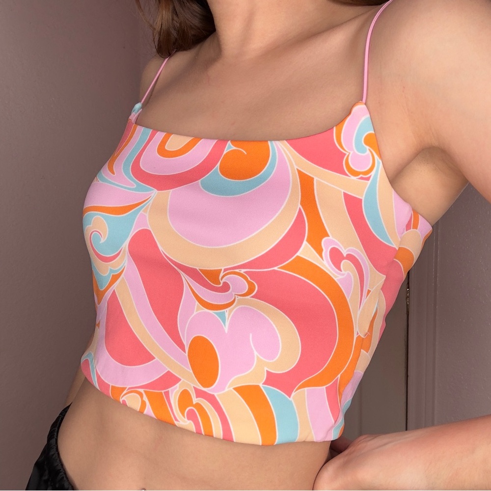 COTTON ON Groovy Colorful Crop Top Size: XS
